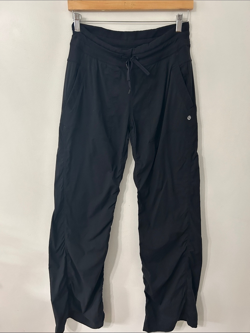 Lululemon Dance Studio Pants Black Size 6 Athleisure Active Wear Lounge Wear